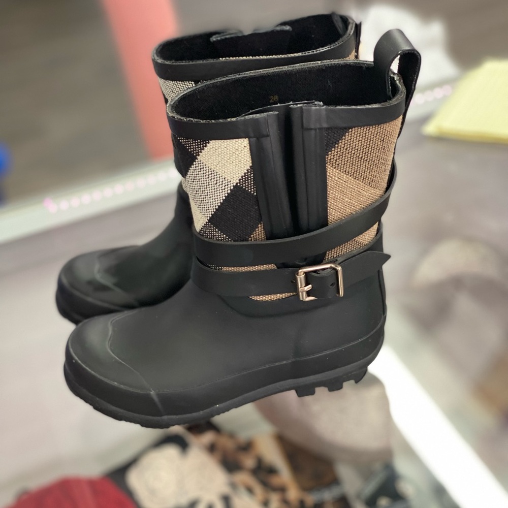 Burberry rain boots